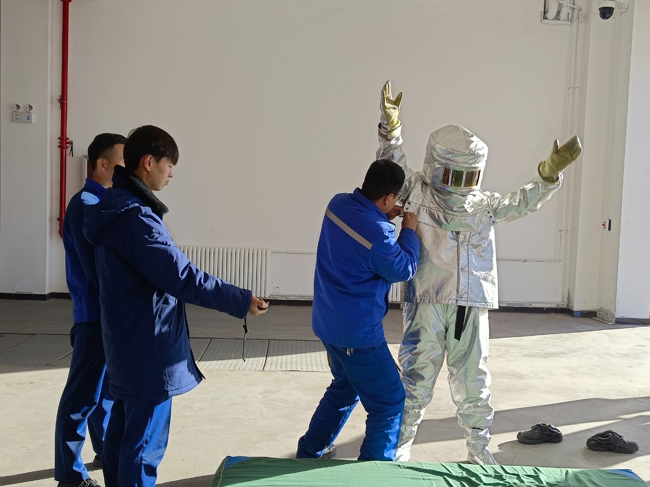 1700189990983859.jpeg f85a37b14c32b52b9cfce00b4626c953.jpg