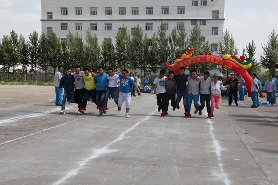 六人七足比賽 六人七足比賽